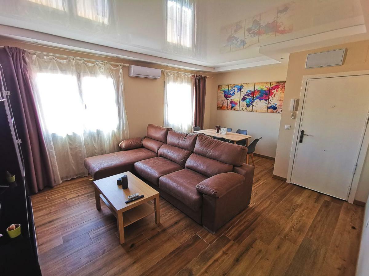 Genuar Apartments Malaga Center. Free Parking Dış mekan fotoğraf