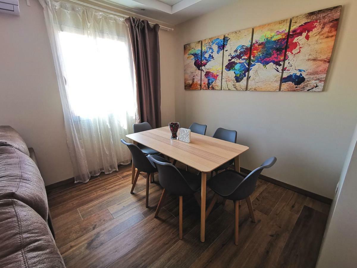Genuar Apartments Malaga Center. Free Parking Dış mekan fotoğraf
